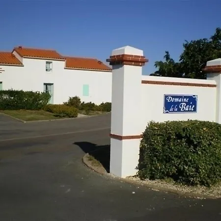 Casa de Férias House Charmante Maisonnette Dans Avec Piscine *