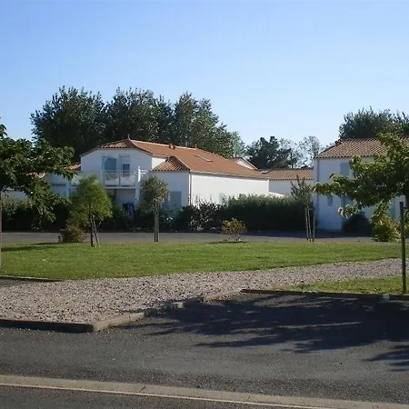 Casa de Férias House Charmante Maisonnette Dans Avec Piscine *